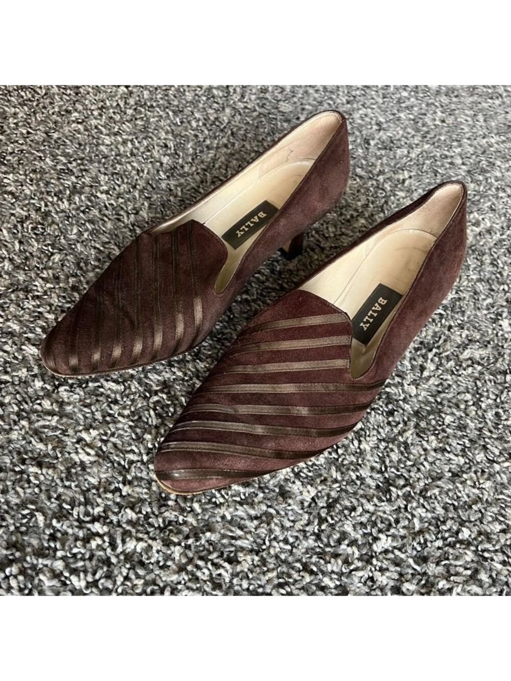 Bally Brown Suede Kitten Heels Size 7.5 Feminine Coquette Dainty Businesswoman - Picture 2 of 8